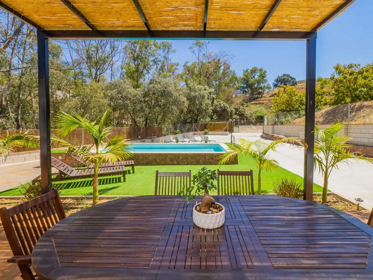 Ferienhaus Cubo'S Finca Armonia Alhaurín el Grande